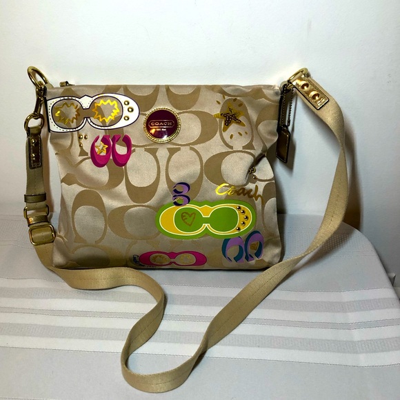 Coach Handbags - Coach Multi-Color Hobo Bag Crossbody or Shoulder Purse. Signature. 14"